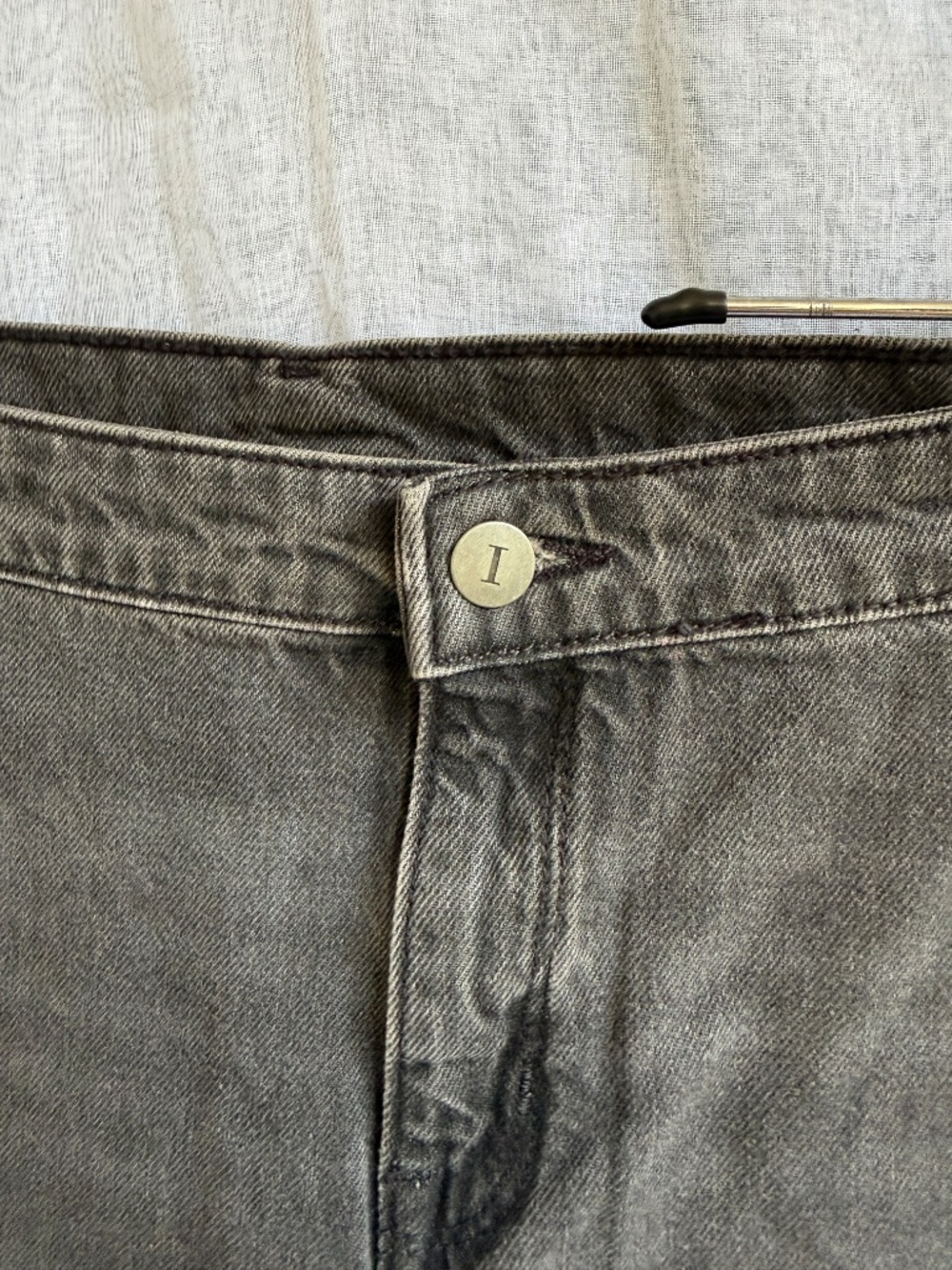 Isabel Maternity Boyfriend Jeans | 18 | NWT | Relaxed Fit Maternity Denim - Picture 3 of 9